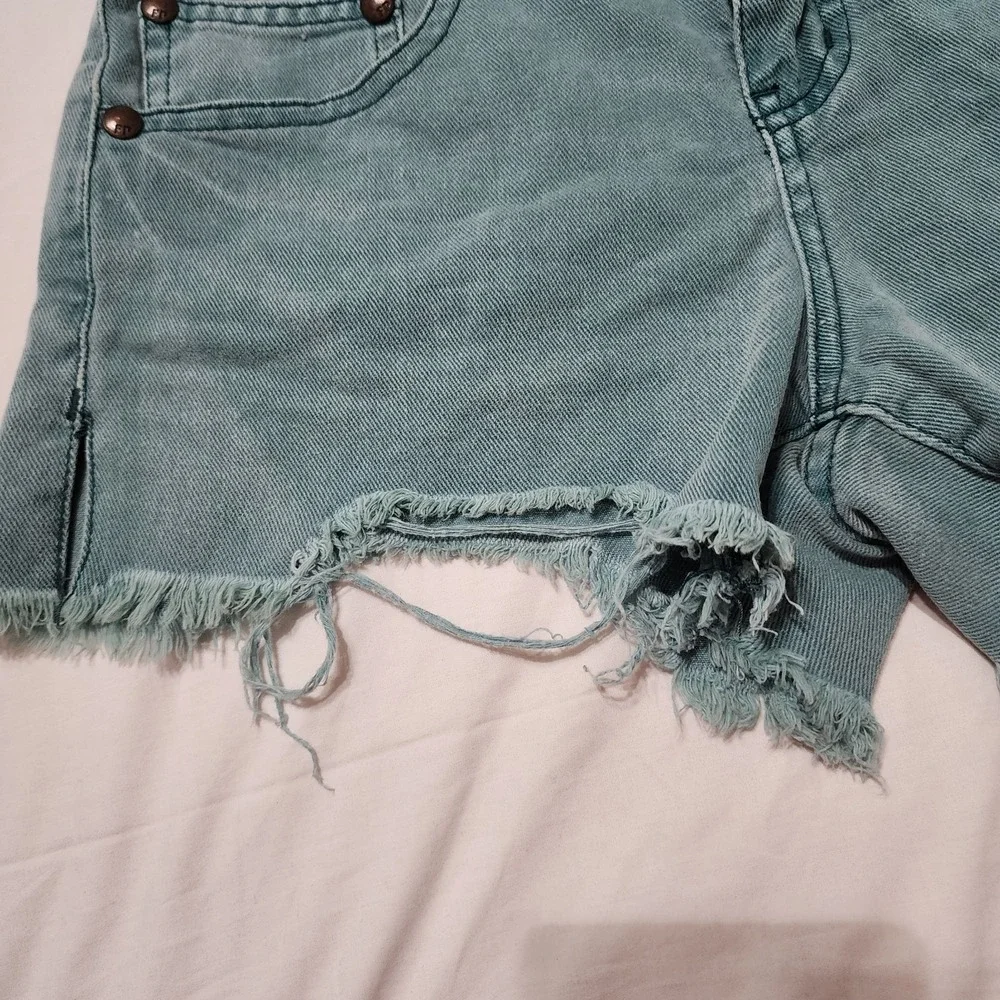 Free People shorty shorts